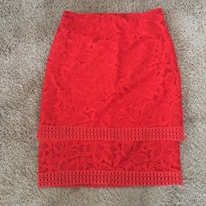 Tiered lace skirt, size 6